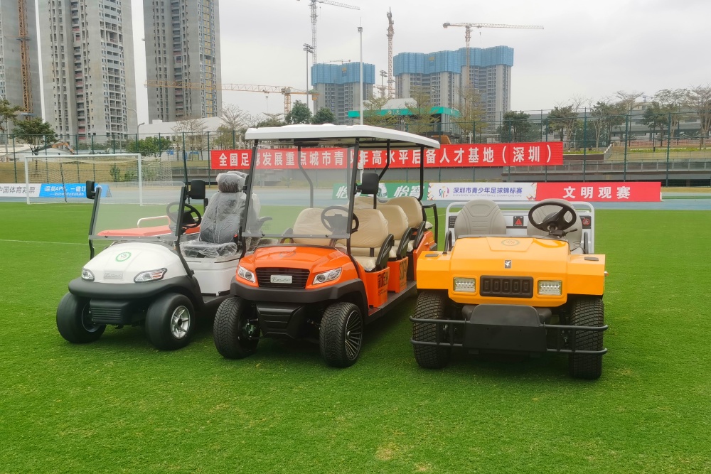 青少年足球訓(xùn)練基地救護車高爾夫觀光車草坪工作車電瓶接待車